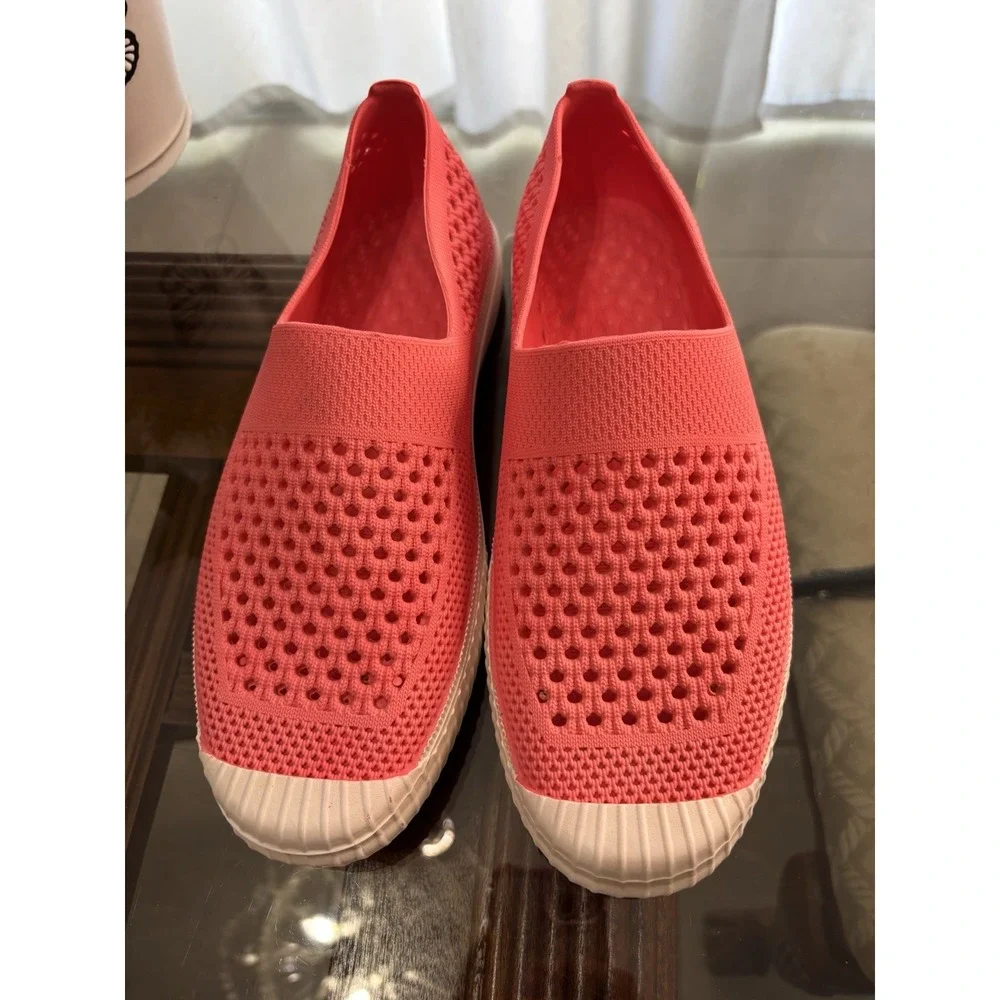 Layer Women's Knit Slip On Sneakers Coral Pink Size 10 Lightweight Shoe